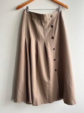Oak + Fort Classic Beige Neutral Button-Front Midi Skirt Women Size M Minimalist